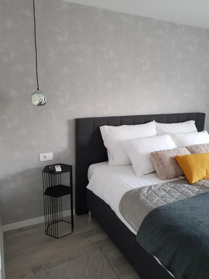 Rooms Vanteo Korenica Exterior photo