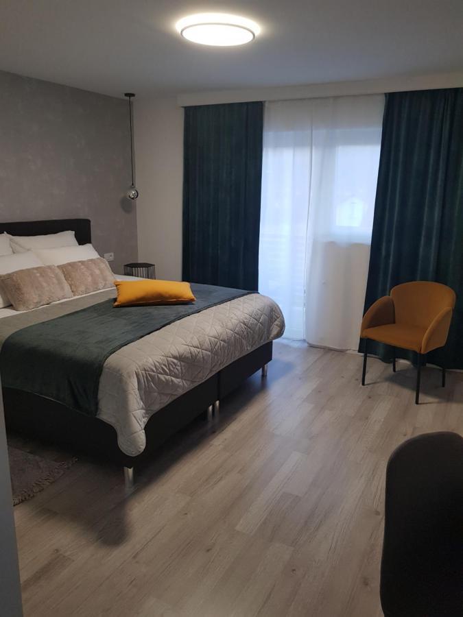 Rooms Vanteo Korenica Exterior photo