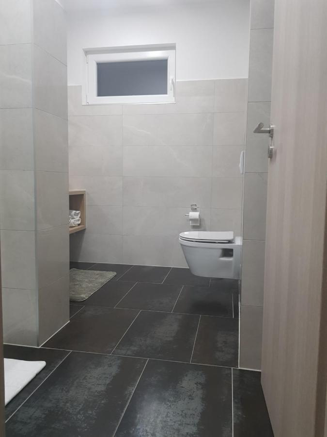 Rooms Vanteo Korenica Exterior photo